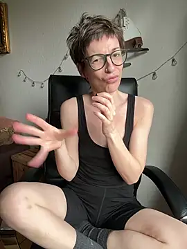 antifistin (F milf) - Nutze das Trinkgeld-Menu