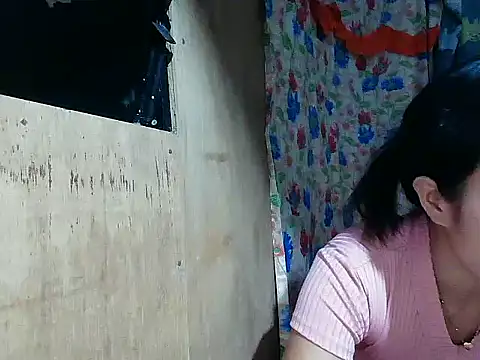 pinayskinnygirl (F young) - pussy,dance and boobs,squirt,finger