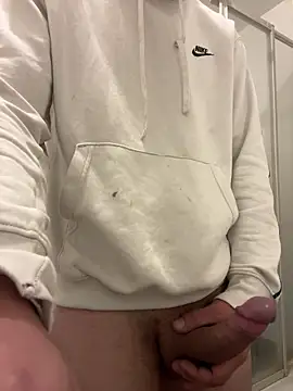 aragon28 - Aragon28's free webcam - UK Sex Cams