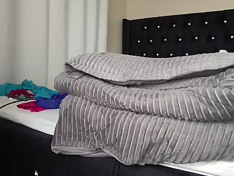 _nasty_baiby (F milf) - 10000