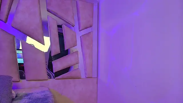 natalyefoster (F young) - DEEP FUCK MY PUSSY MACHINE