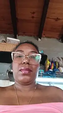 Webcam Model (ChanneldelaCroix)  is live.Free join now!