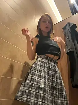 RosieSecret live sex cam