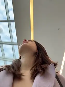 dina_tease (F young) - FINGER in PUSSY & TASTE next GUARD