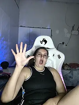 dani123unica (F young) - Compra cama