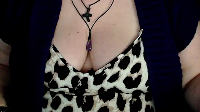 mayasmith (F milf) - cum show