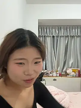 美女Smallwood_29在线直播