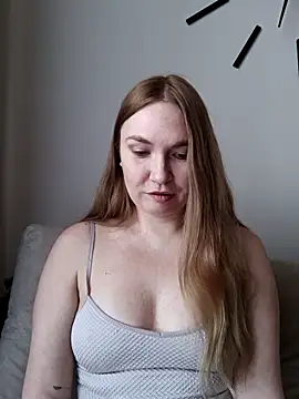 kisavixen - KisaVixen's free webcam