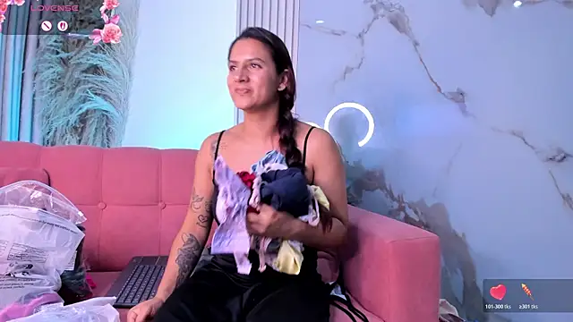 jackandrosse_ - JackAndRosse_'s free webcam - UK Sex Cams