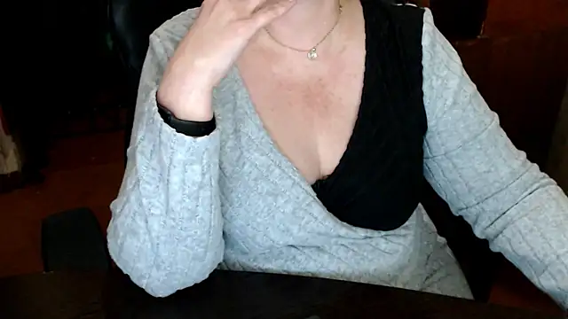 alisahot55 - AlisaHot55's free webcam - UK Sex Cams