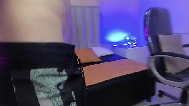 nascary_fox - Nascary_Fox's free webcam - UK Sex Cams