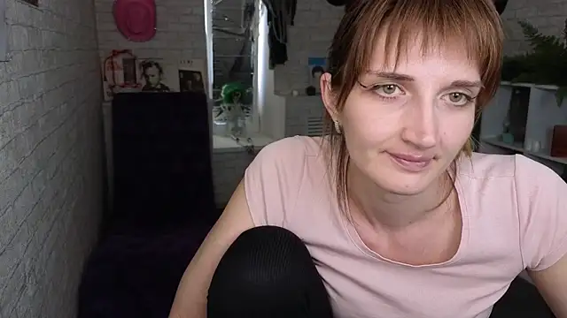 nika_kitten - Nika_Kitten's free webcam