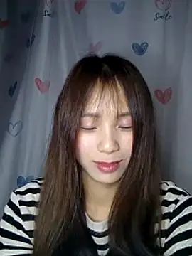 Webcam Model (-Bada-)  is live.Free join now!