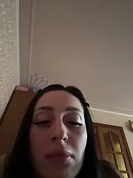 soft_pleasure (F young) - Show my thong