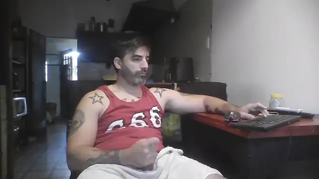 ozzypsico13 (Ask my age) - shirt off