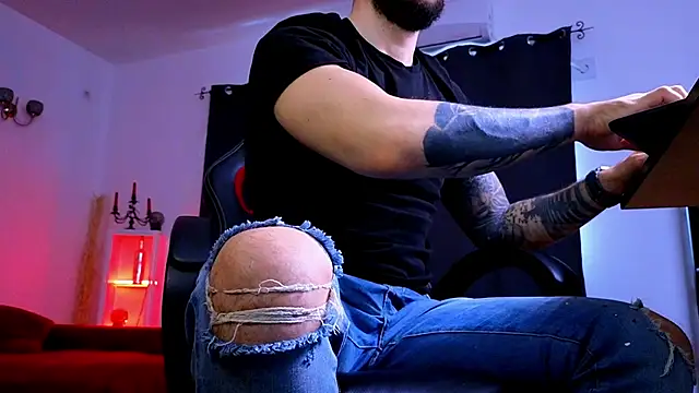 mightyaaron66 (M young) - 𖤐🔥 parTy Time ,House parTy  !  💨𖤐