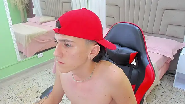 irvin_keyes (M twink) - hard cock and cum show