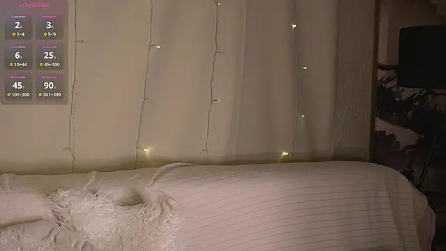 AnnyBangs Live Webcam on Stripchat