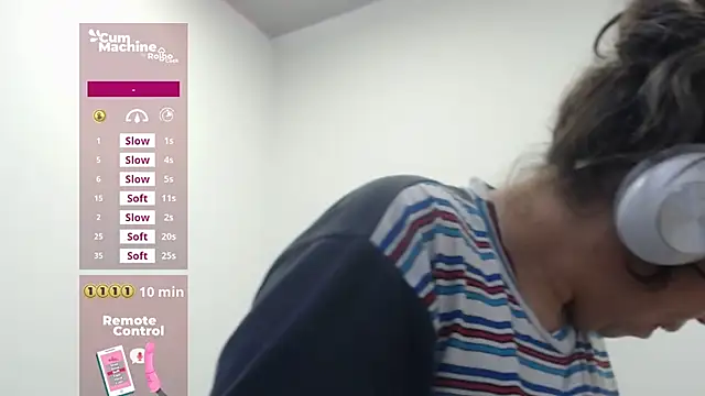 drool_sucker - Drool_Sucker's free webcam