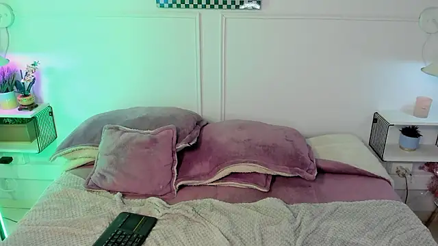 zoe_lynch_ - Zoe_Lynch_'s free webcam