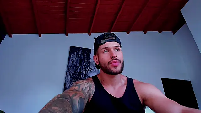 santos_ramirez1 - Santos_ramirez1's free webcam - UK Sex Cams