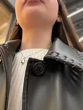 KristiRich live sex cam