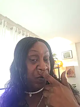 Webcam Model (Ebony-SultryX) is live