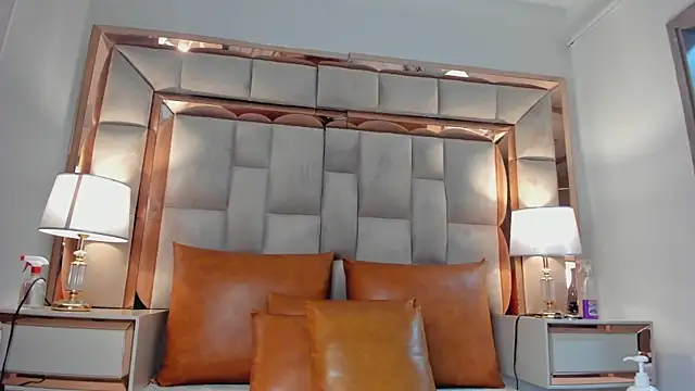 valentinabreats (F young) - spank my boobs