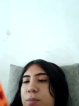 Webcam Model (Ailen-cute)  is live.Free join now!