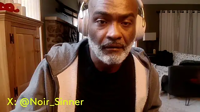 sinnernoir (M mature) - start masturbating