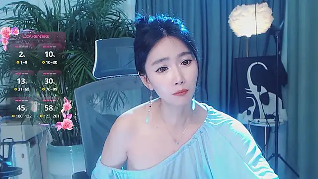 feifei-love's live cam