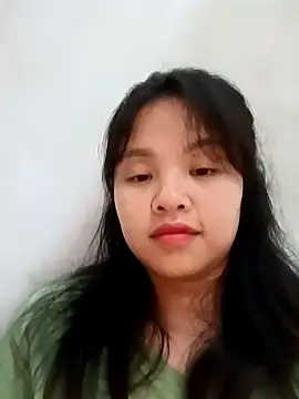 Webcam Model (Pretty-haert) is live