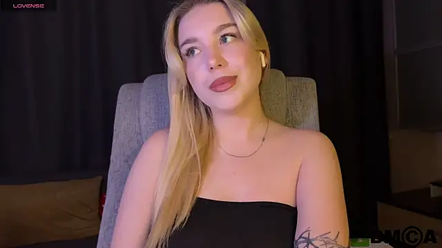 ariashaa - Ariashaa's free webcam - UK Sex Cams