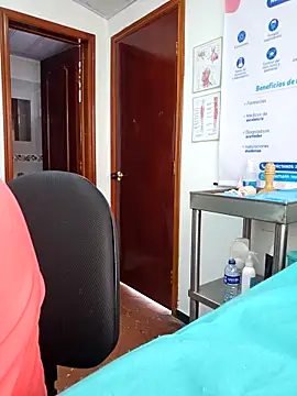 justsamantha_ - JustSamantha_'s free webcam - UK Sex Cams