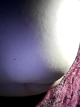 -sansan- - -sansan-'s free webcam