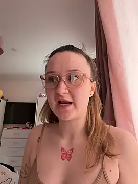 lilyluck_ - LilyLuck_'s free webcam