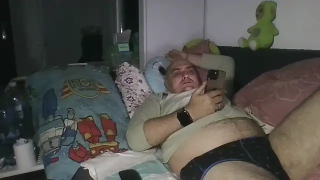 vitalik66679 - Vitalik66679's free webcam - UK Sex Cams