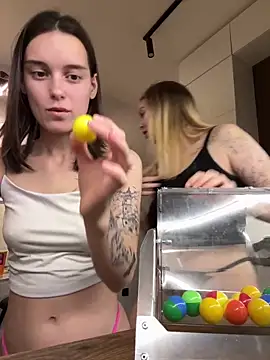 MariiD Live Webcam on Stripchat