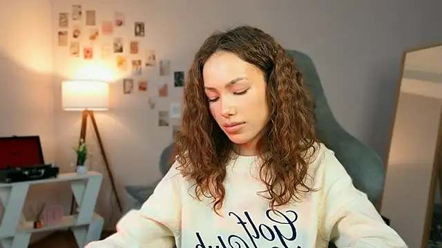 nexorine - Nexorine's free webcam - UK Sex Cams