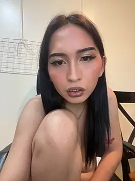 goddess_athena69 (T teen) - LETS DO CUM SHOT