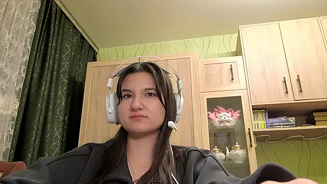 mirydeni - MiryDeni's free webcam