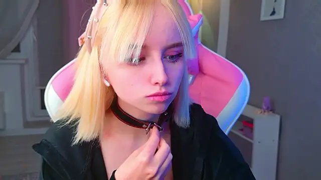 popjenny - Popjenny's free webcam