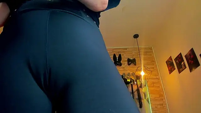 evangelinejoness_ (F milf) - Topples + TWzeers🔥😈