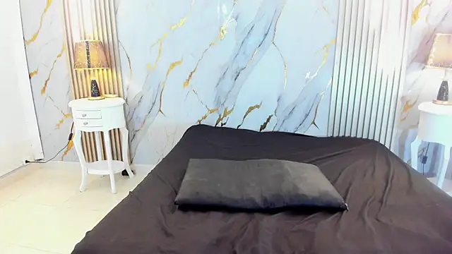 aprillross (F teen) - play tits 🍒