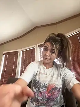 Webcam Model (miatate)  is live.Free join now!