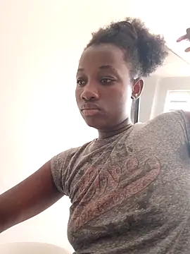 kharoll (F young) - Squirs + riding dildo 🥺use tip menu