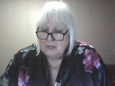 alexia64231 - Alexia64231's free webcam - UK Sex Cams