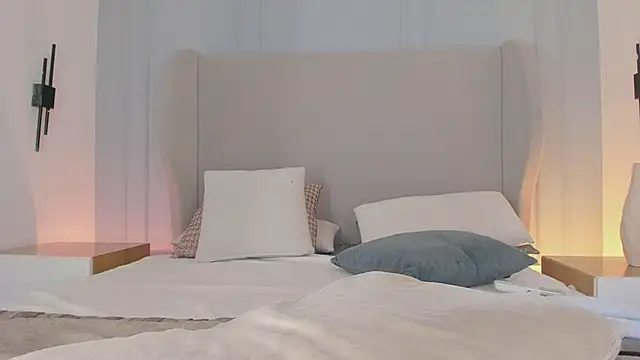 chloe_d - Chloe_d's free webcam - UK Sex Cams