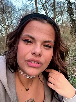 EmiliaSunx live sex cam