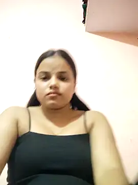 Webcam Model (Ruchi_1)  is live.Free join now!